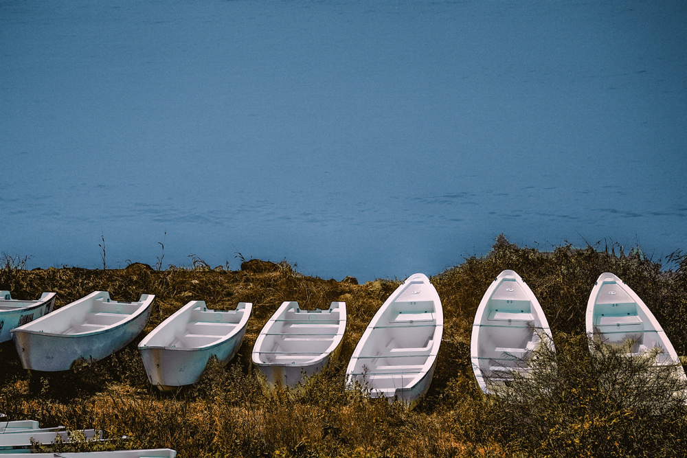 RANGÉE BLANCHE SUR LA FALAISE D’OUAKAM